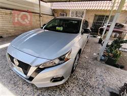 نيسان ألتيما